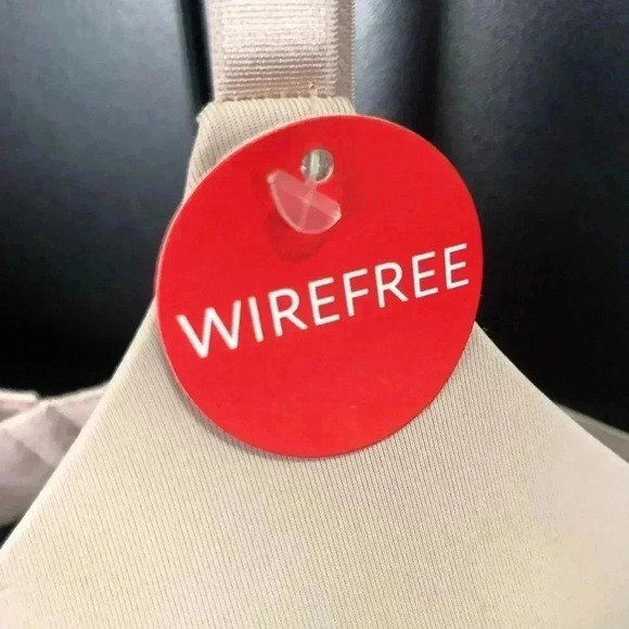 STRM LINE Intimates wire free,adjustable straps,lightly padded, soft,silky - Picture 4 of 5